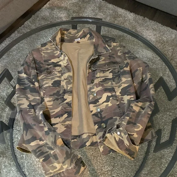 Ladies jacket - Picture 2 of 2